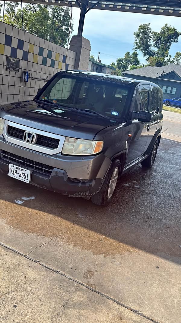 2011 Honda Element - DX Sport Utility 4D