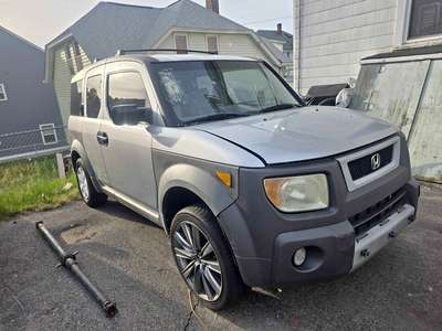 2004 Honda Element - EX Sport Utility 4D