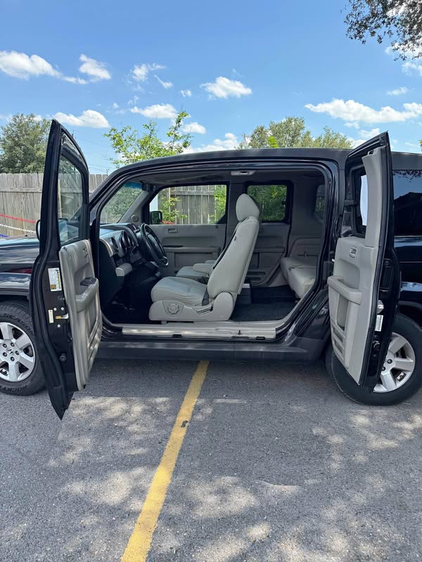 2011 Honda Element - DX Sport Utility 4D