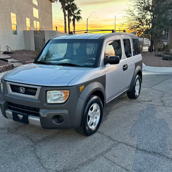 2004 Honda Element - EX Sport Utility 4D