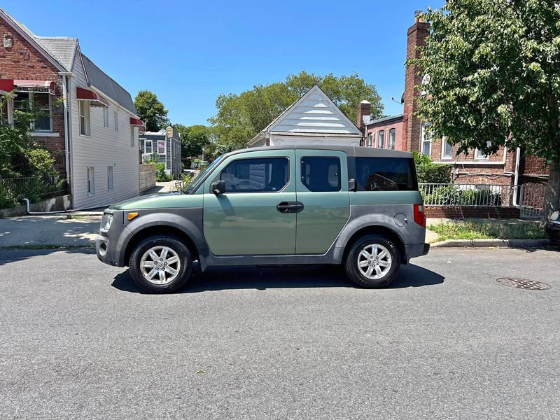 2004 Honda Element - EX Sport Utility 4D