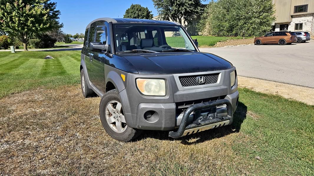 2004 Honda Element - EX Sport Utility 4D