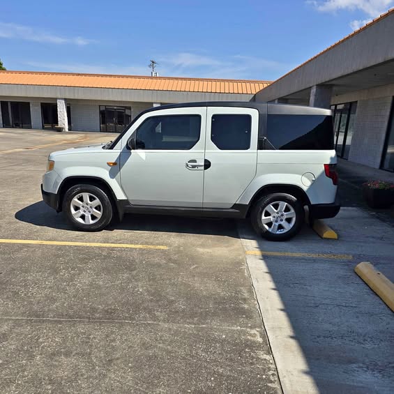 2011 Honda Element - EX Sport Utility 4D