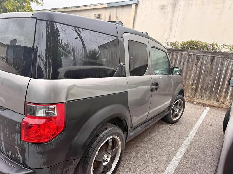 2005 Honda Element - LX Sport Utility 4D