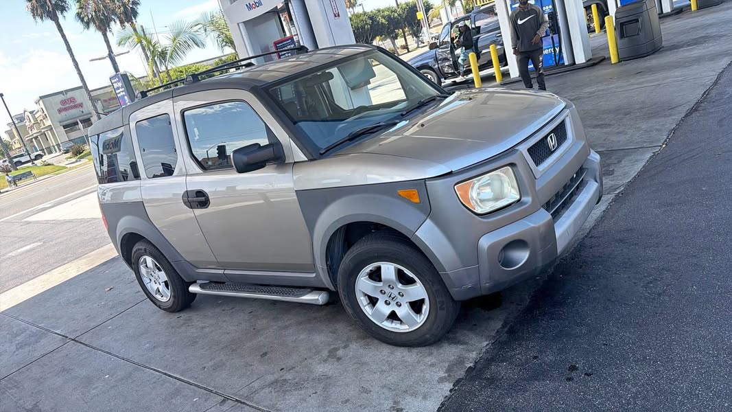 2004 Honda Element