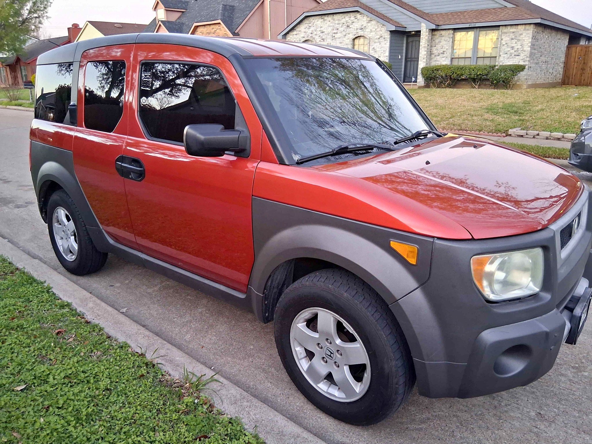 2004 Honda Element - EX Sport Utility 4D