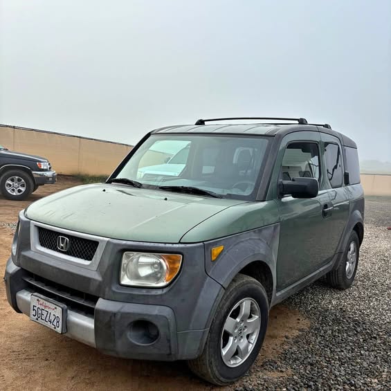 2004 Honda Element - DX Sport Utility 4D