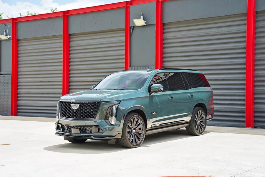 2026 Cadillac Escalade - V-Series Sport Utility 4D