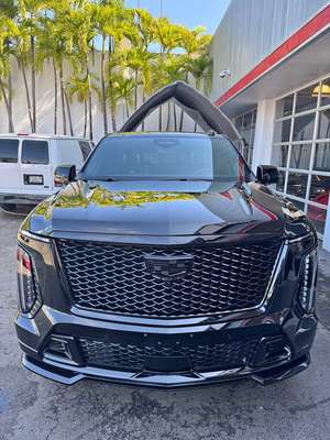 2025 Cadillac Escalade - V-Series Sport Utility 4D