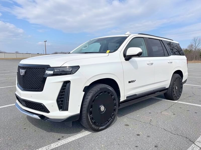 2023 Cadillac Escalade V-Series \ud83d\udd25 42734 Miles