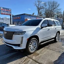2023 Cadillac Escalade Luxury