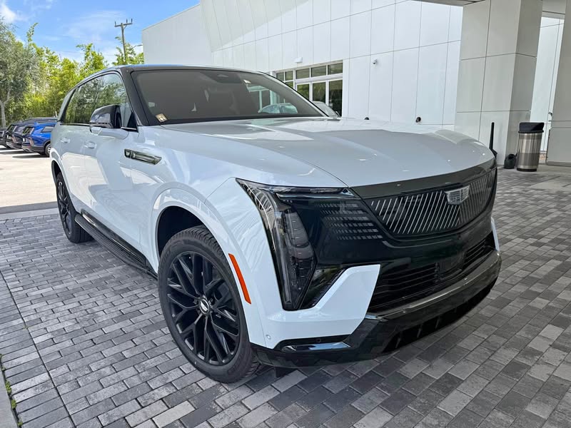 2026 Cadillac Escalade - IQ