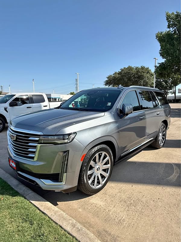 2022 Cadillac Escalade - Prem Luxury Platinum SUV 4D