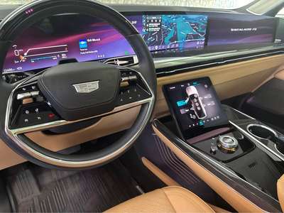 2025 Cadillac escalade iq sport 2 \ud83d\udd25