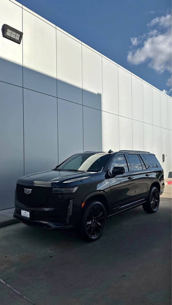 2021 Cadillac Escalade - Sport SUV 4D