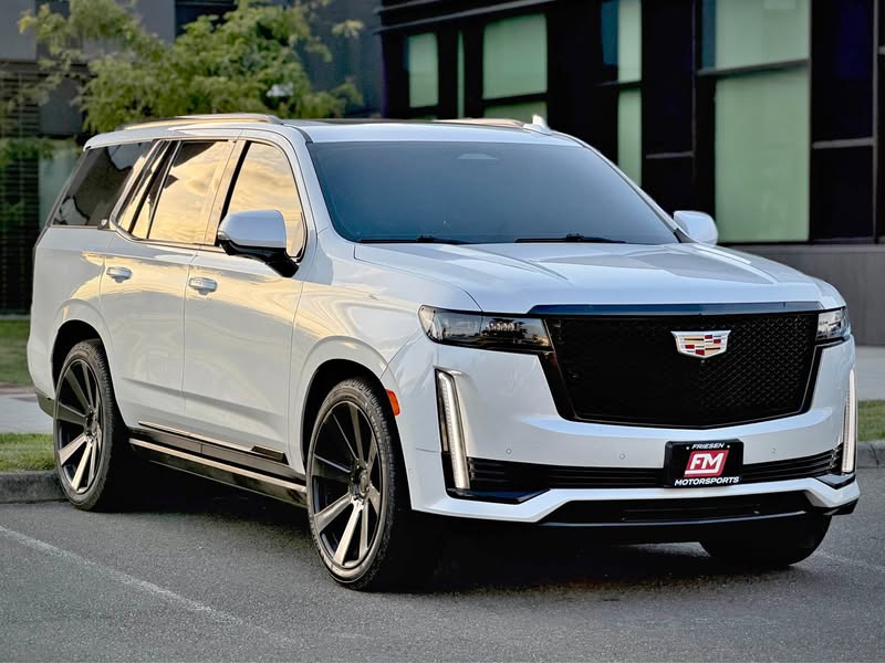 2021 Cadillac Escalade - Premium Sport Utility 4D