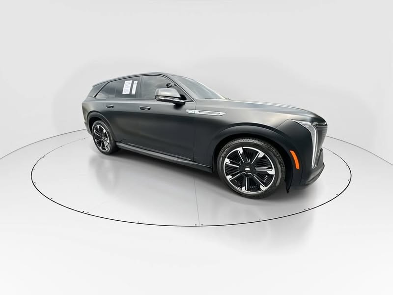 2025 Cadillac Escalade IQ Sport 2