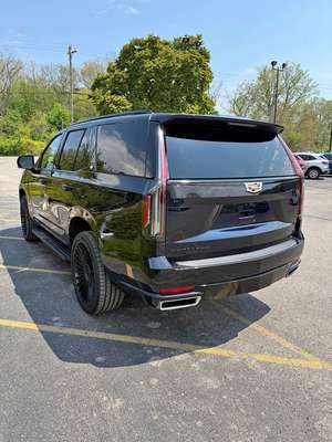 2021 Cadillac Escalade - Luxury Sport Utility 4D