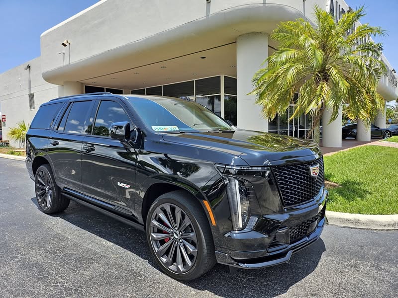 2025 Cadillac Escalade V-Series AWD