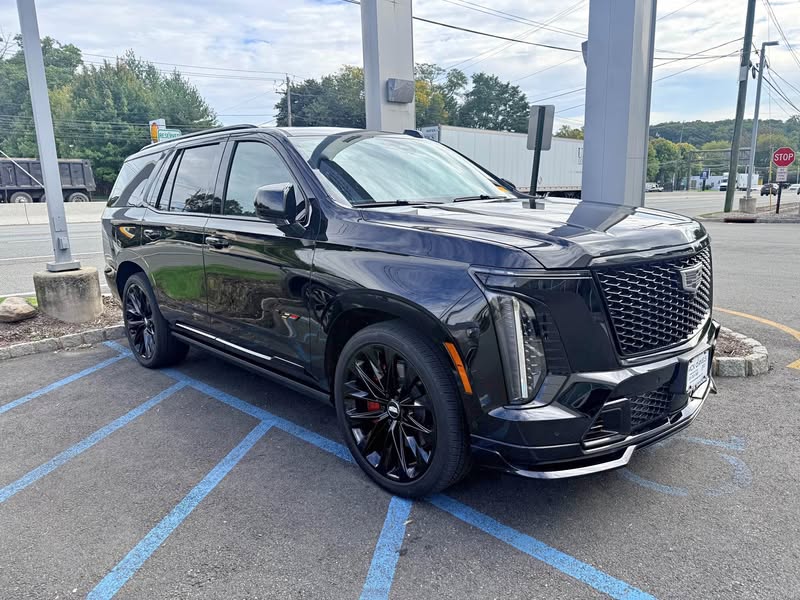 2025 Cadillac Escalade - V-Series Sport Utility 4D