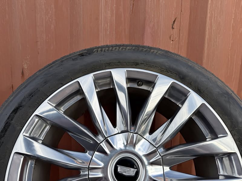 2021-2024 Cadillac Escalade - 22x9\u201d Wheel Rim - 84460119