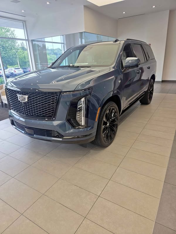 2026 Cadillac Escalade - Platinum Sport Utility 4D
