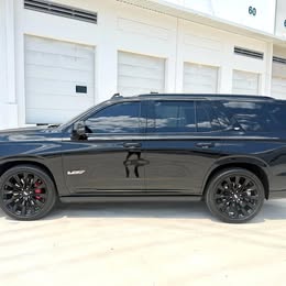 2023 Cadillac Escalade - 600