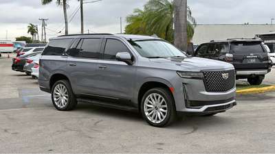 2022 Cadillac Escalade - Luxury