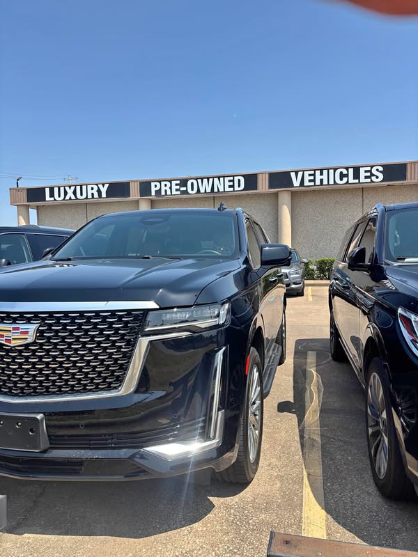 2021 Cadillac Escalade - Prem Luxury Platinum SUV 4D