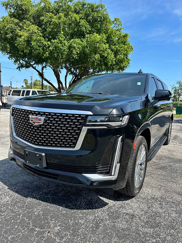 2022 Cadillac Escalade - Premium Sport Utility 4D