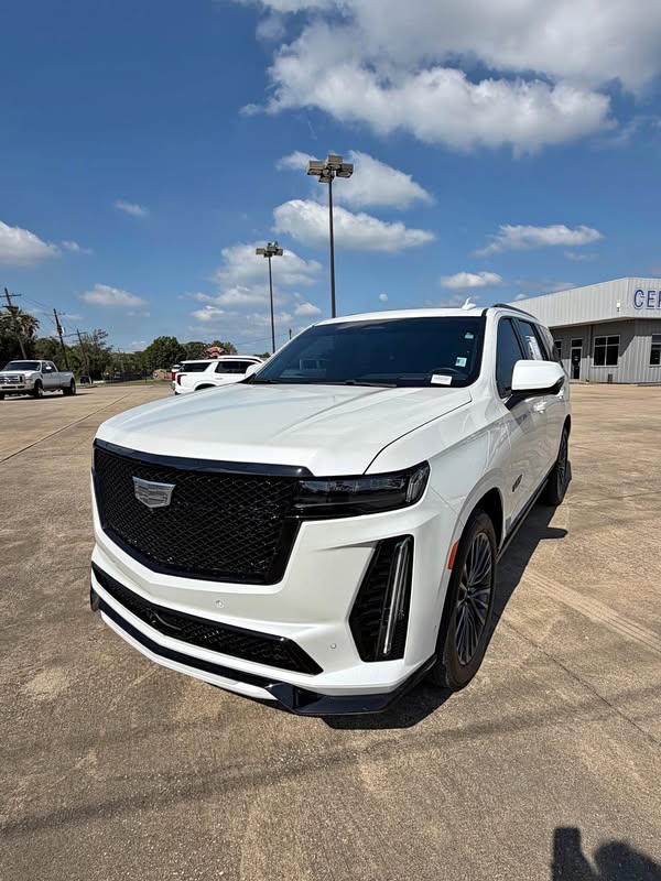 2023 Cadillac Escalade - V-Series Sport Utility 4D