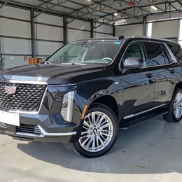 2025 Cadillac Escalade Premium Luxury  5528 Miles