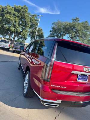 2025 Cadillac Escalade - Premium Luxury Sport Utility 4D