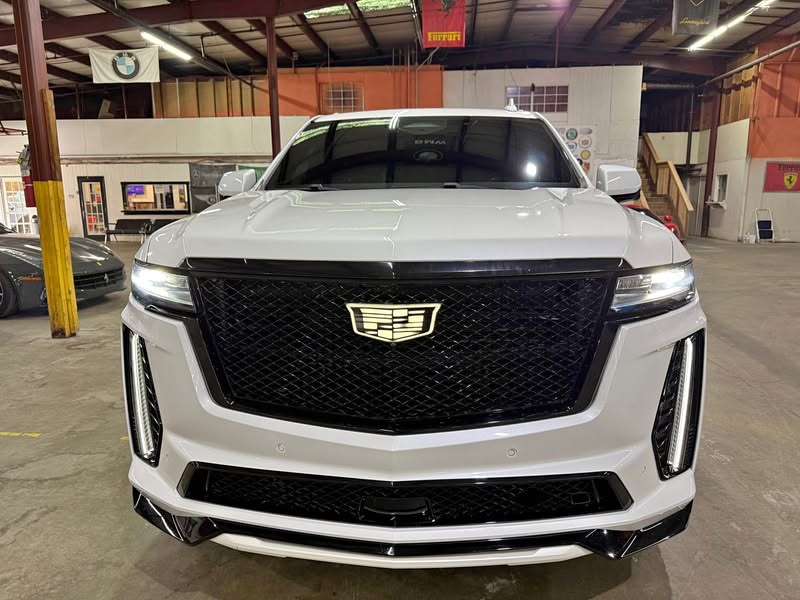 2021 Cadillac Escalade Luxury 4x2