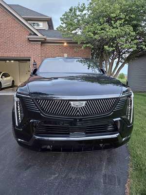 2025 Cadillac Escalade - Premium Luxury Sport Utility 4D