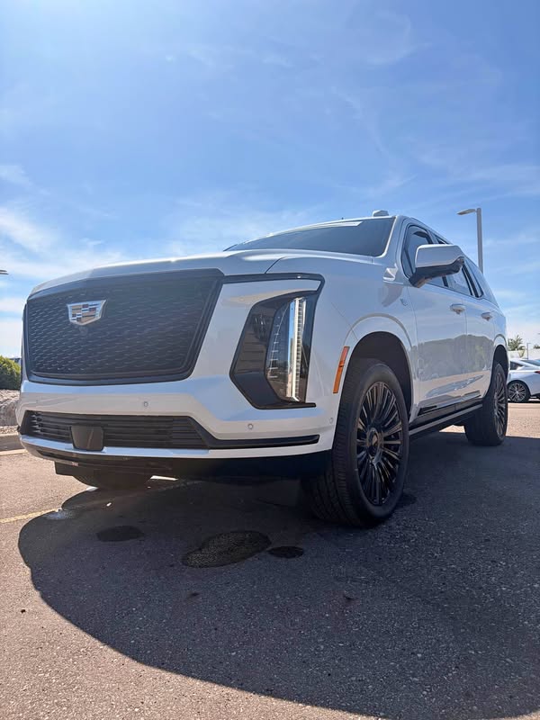 2025 Cadillac Escalade - Sport Utility 4D