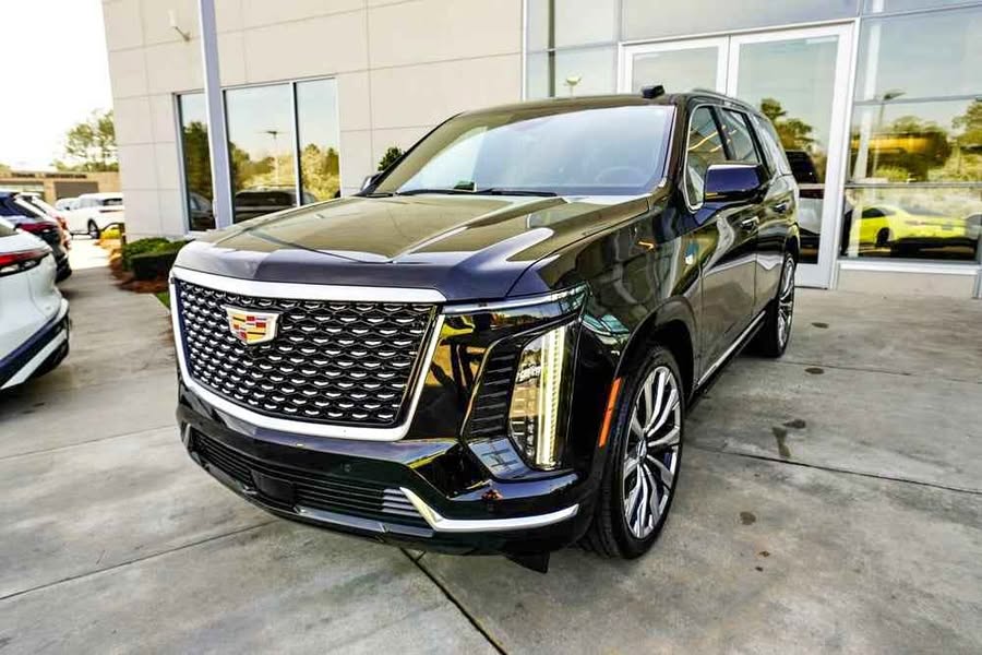 2026 Cadillac Escalade Luxury Sport Utility 4D