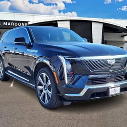 2025 Cadillac Escalade IQ Luxury 2