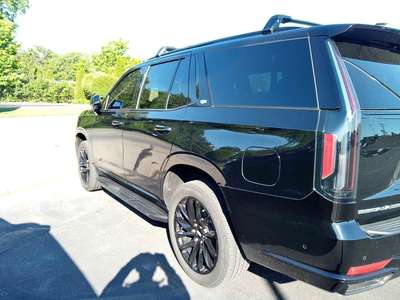 2022 Cadillac Escalade - Premium Luxury Sport Utility 4D