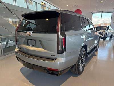 2023 Cadillac Escalade - Platinum Sport Utility 4D
