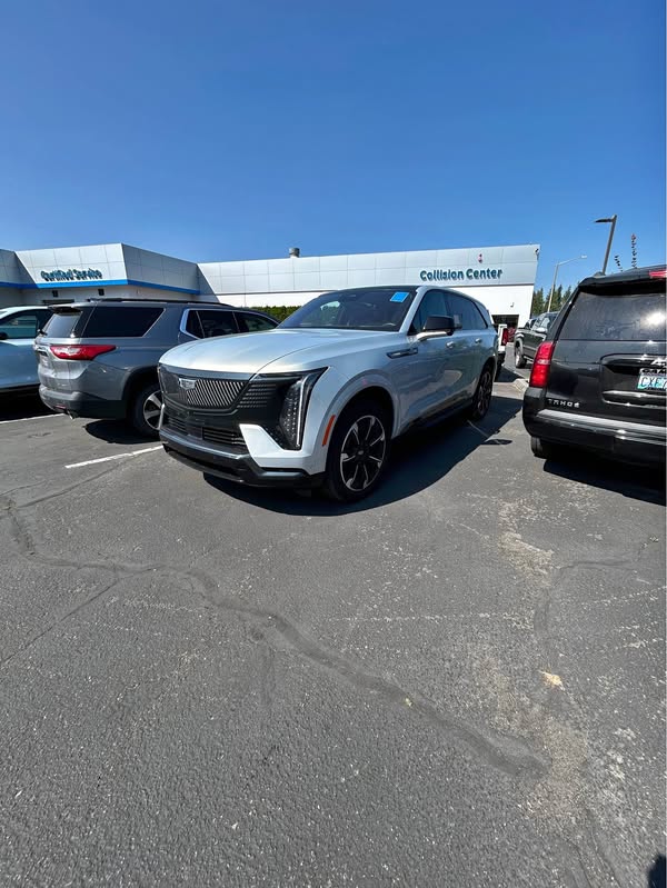 2025 Cadillac Escalade IQ  - Sport 2