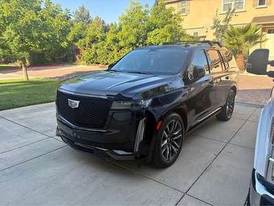 2021 Cadillac Escalade - Platinum Sport Utility 4D