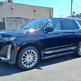2021 Cadillac Escalade Premium Luxury ESC