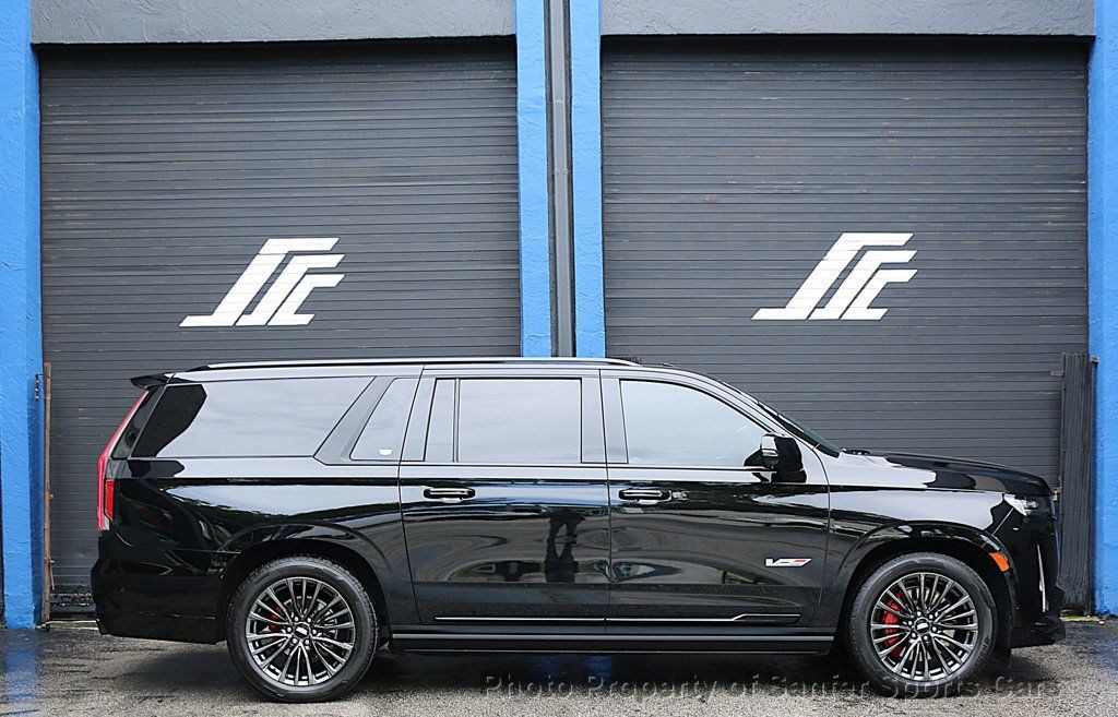 2024 Cadillac Escalade AWD 4dr V-Series