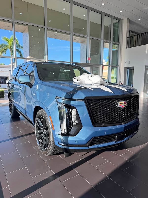2026 Cadillac Escalade - Sport SUV 4D