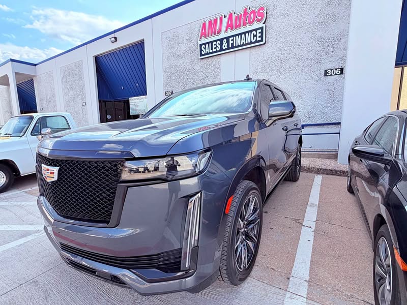 2021 Cadillac Escalade - Platinum Sport Utility 4D
