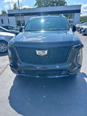 2026 Cadillac Escalade - Platinum Sport Utility 4D