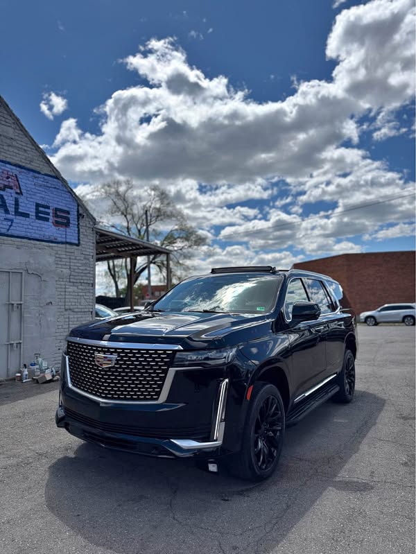 2023 Cadillac Escalade - Premium Luxury Sport Utility 4D