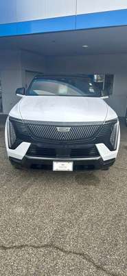 2025 Cadillac Escalade - V-Series Sport Utility 4D