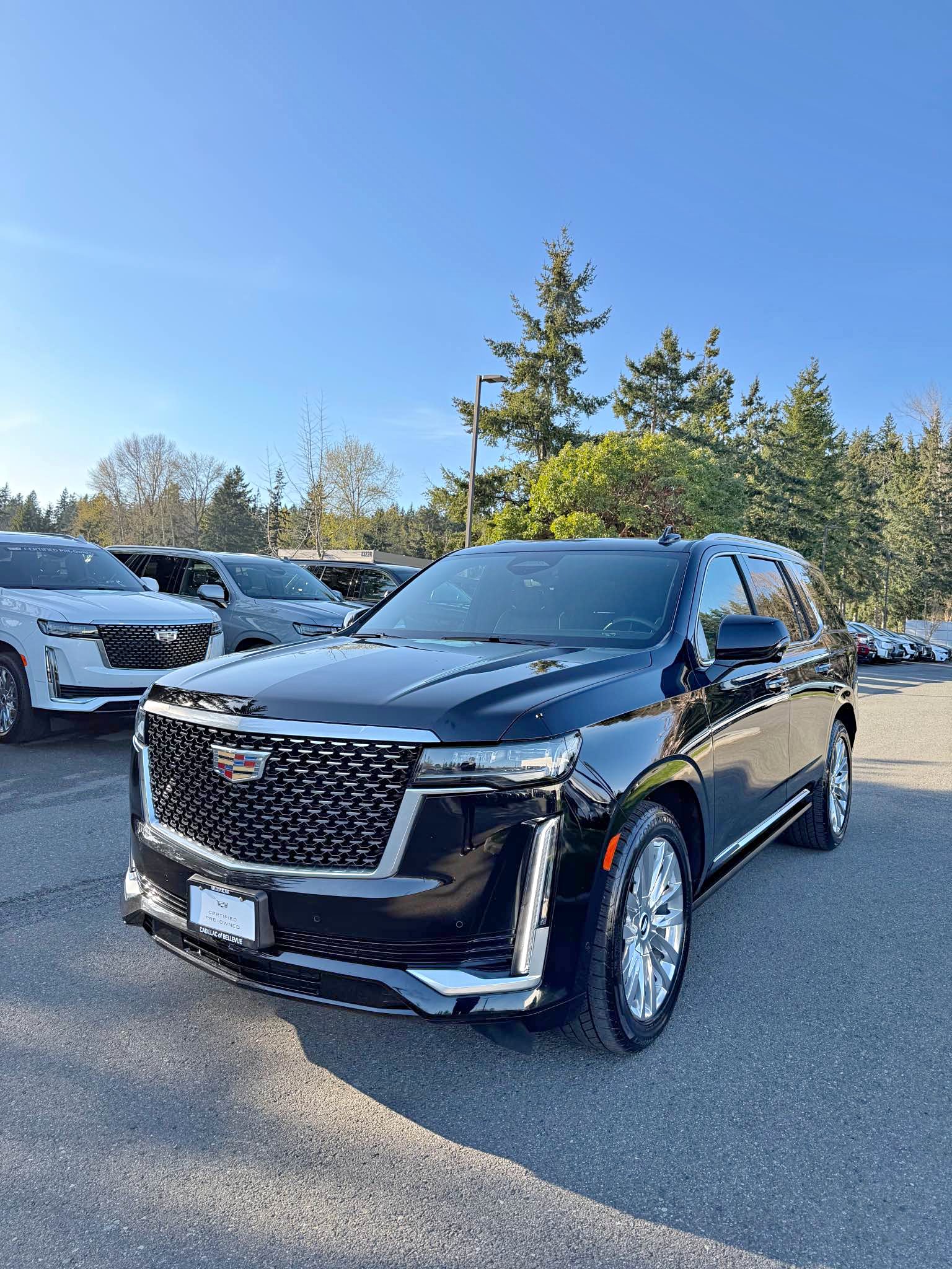 2023 Cadillac Escalade Premium Luxury Sport Utility 4D